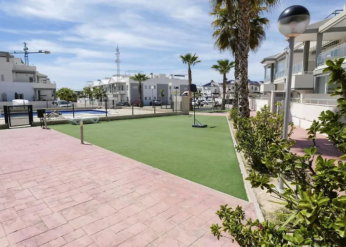 Oasis Holiday House